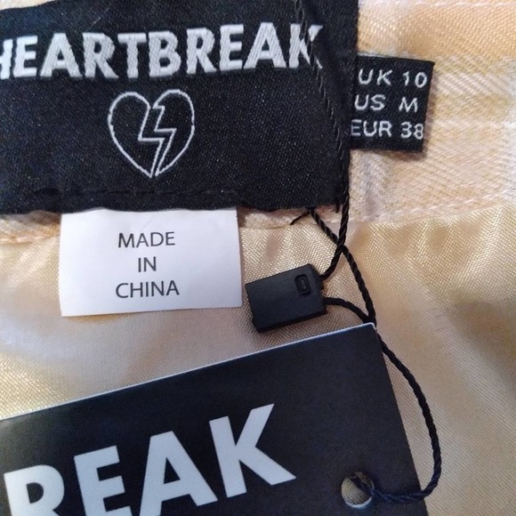 Heartbreak Coral Plaid Check Mini Skirt Size Medium - Picture 11 of 11